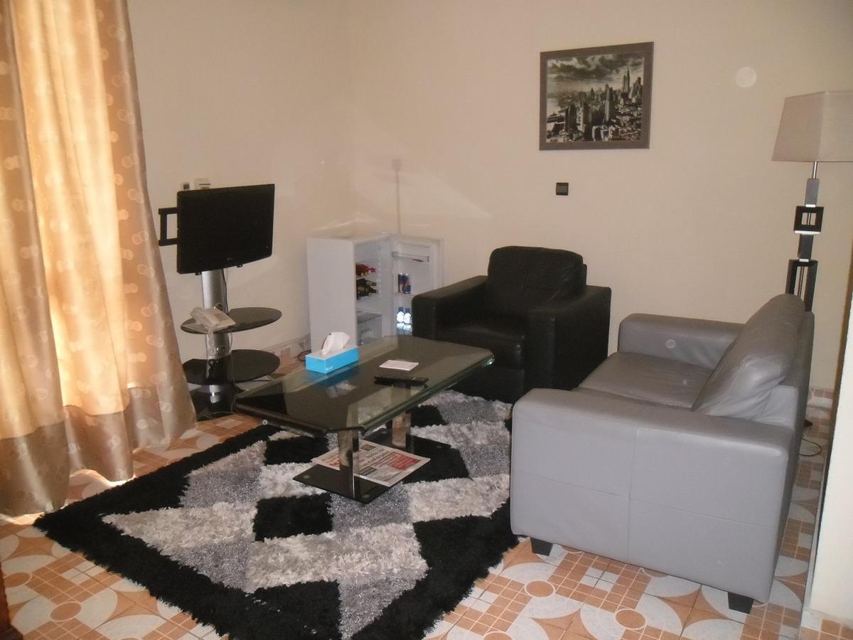 Hotel Vivi Palace Matadi Zewnętrze zdjęcie