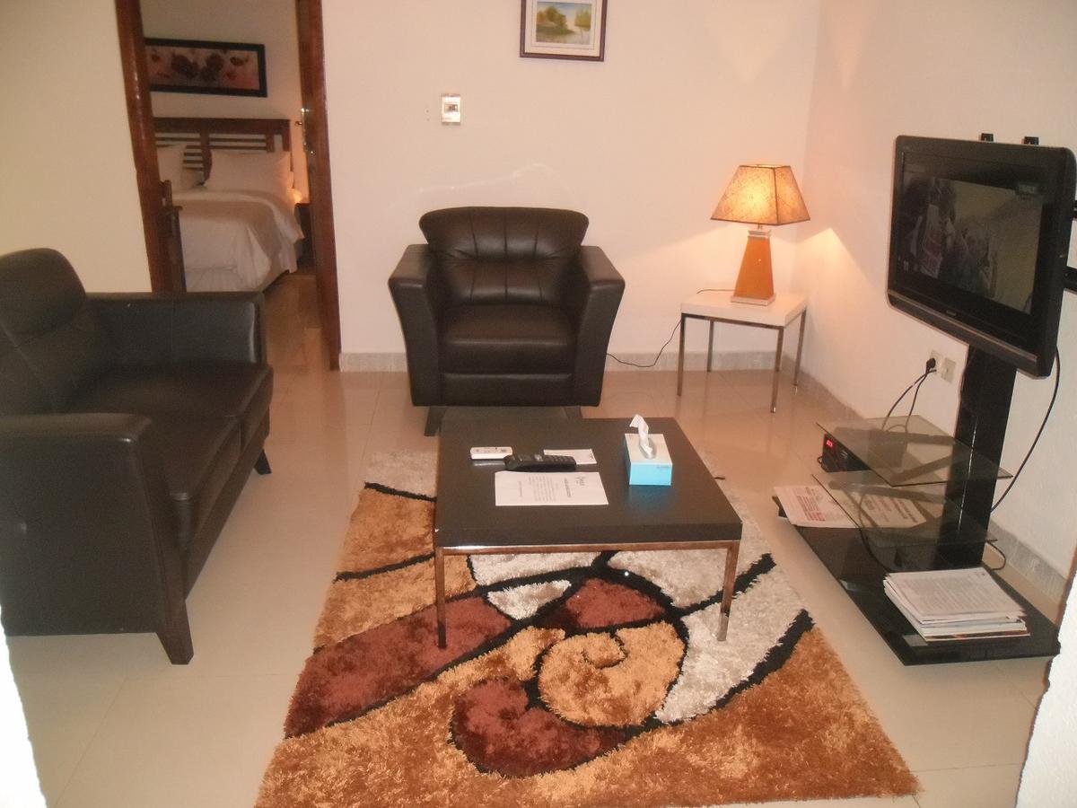 Hotel Vivi Palace Matadi Zewnętrze zdjęcie