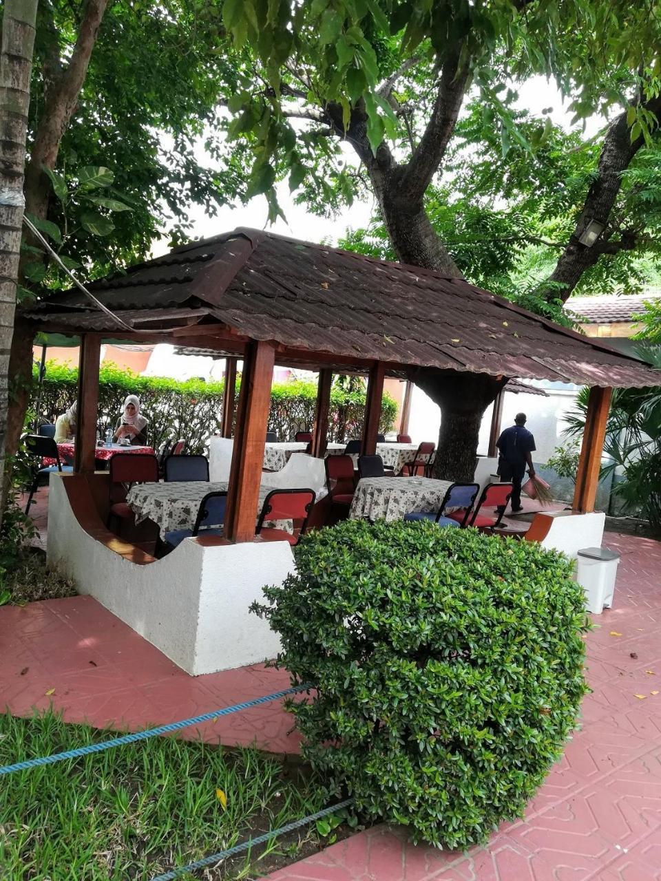 Hotel Vivi Palace Matadi Zewnętrze zdjęcie