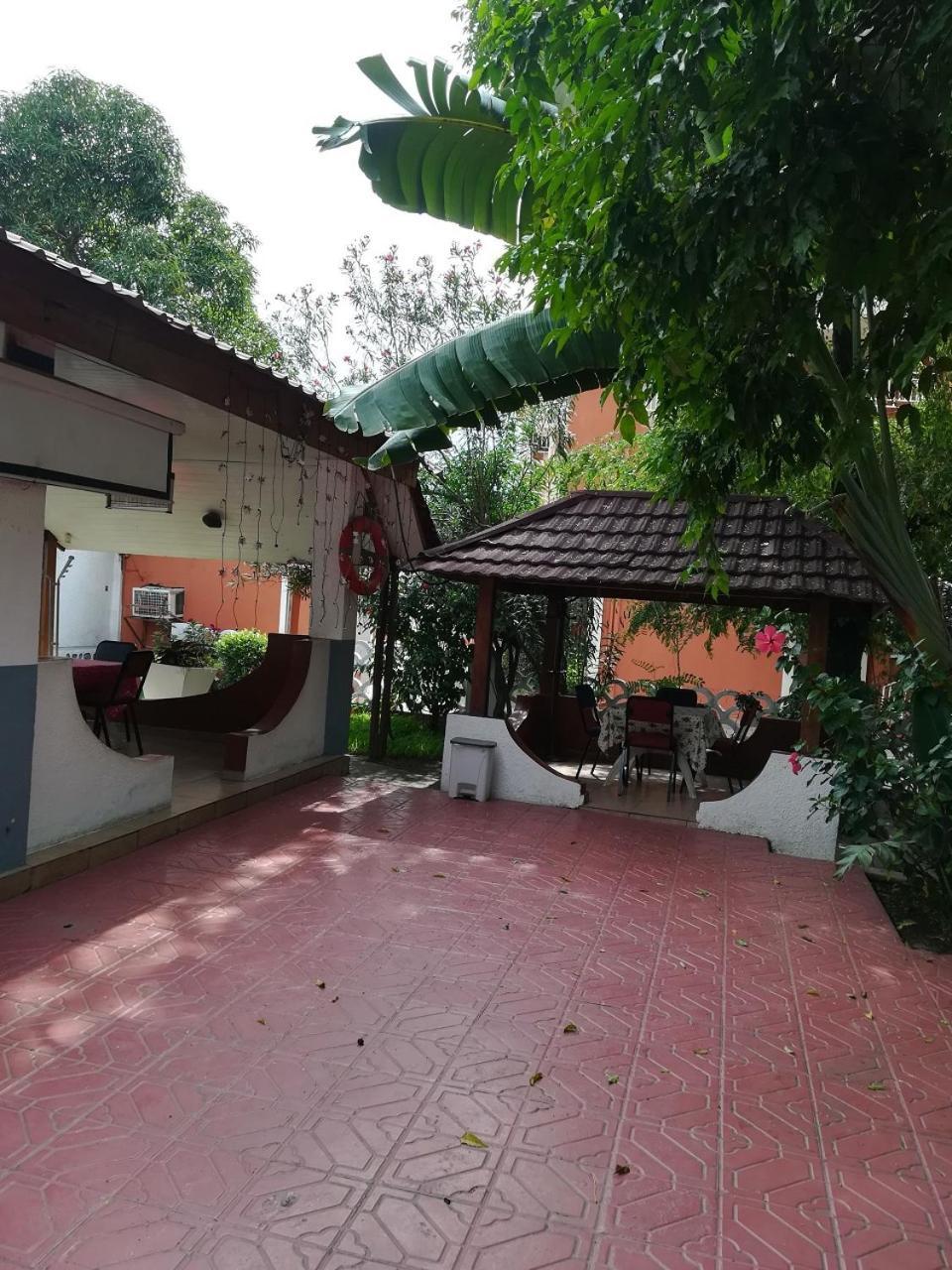 Hotel Vivi Palace Matadi Zewnętrze zdjęcie