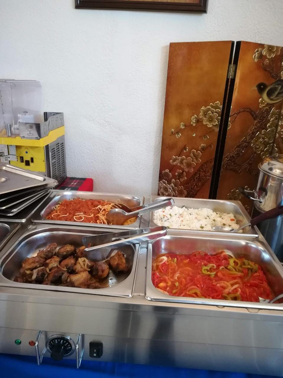 Hotel Vivi Palace Matadi Zewnętrze zdjęcie